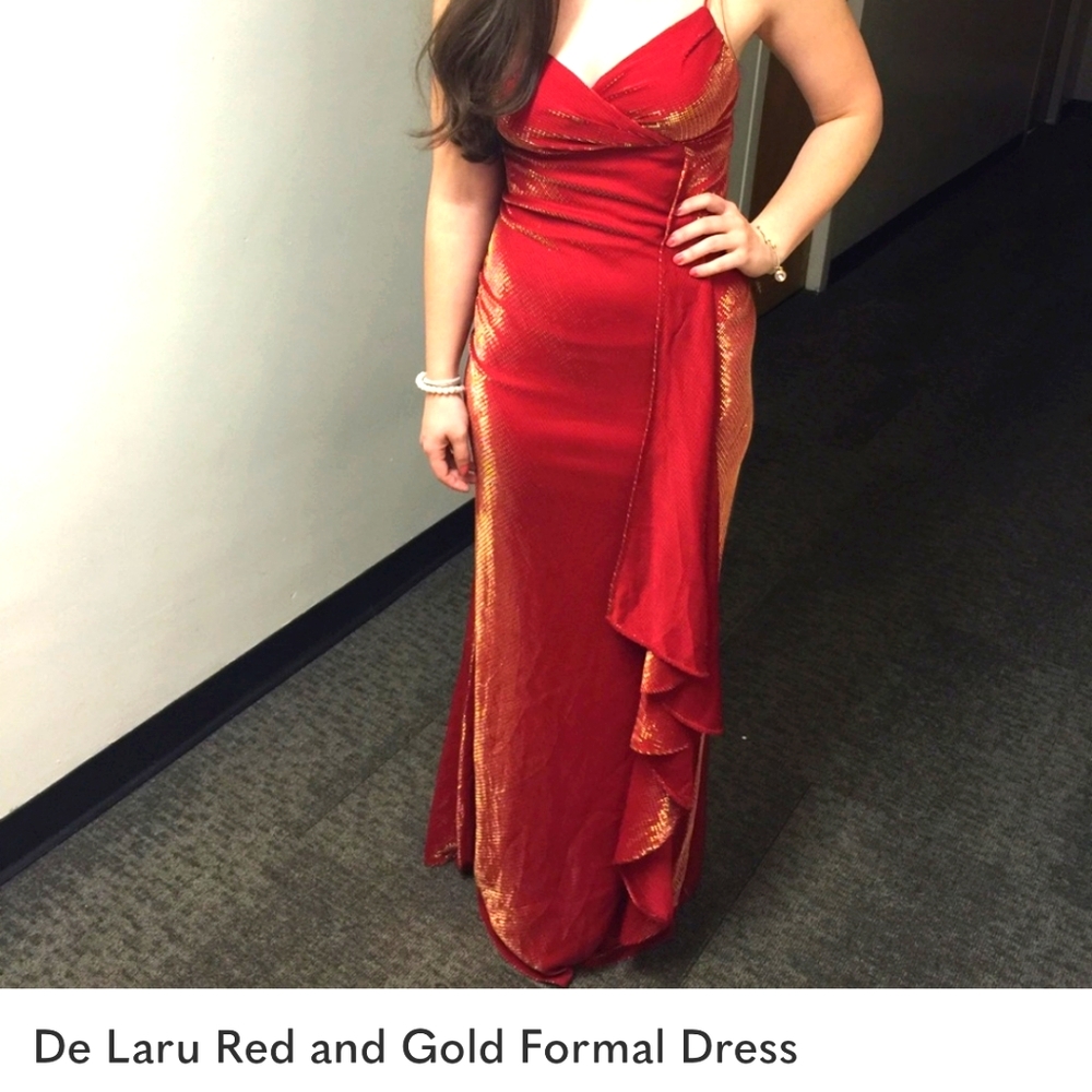 De laru prom dress
